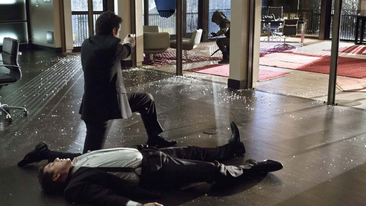 Arrow 1. Sezon 16. Bölüm kapak