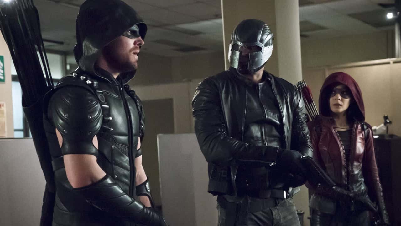 Arrow 4. Sezon 14. Bölüm kapak