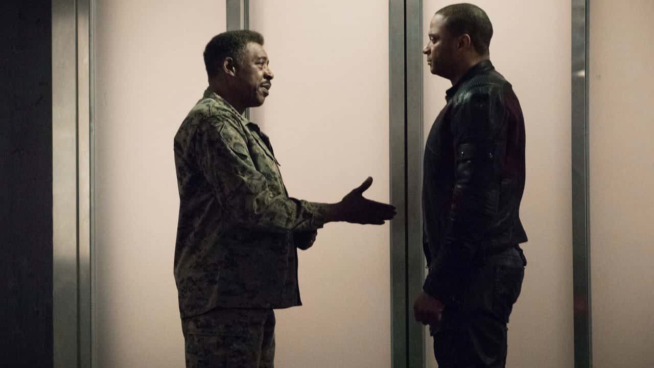 Arrow 7. Sezon 19. Bölüm kapak