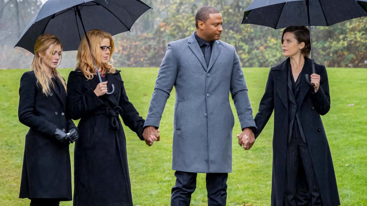 Arrow 8. Sezon 10. Bölüm kapak