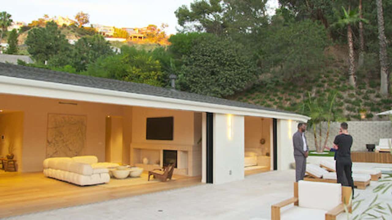 Buying Beverly Hills 1. Sezon 4. Bölüm kapak