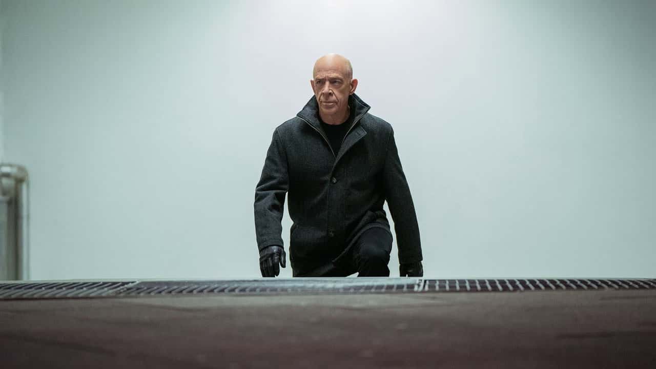 Counterpart 2. Sezon 10. Bölüm kapak
