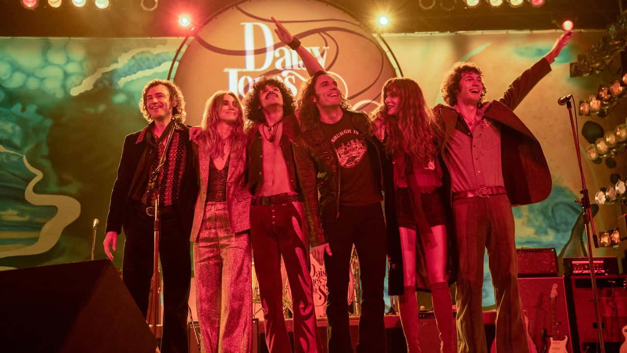 Daisy Jones & the Six 1. Sezon 9. Bölüm kapak