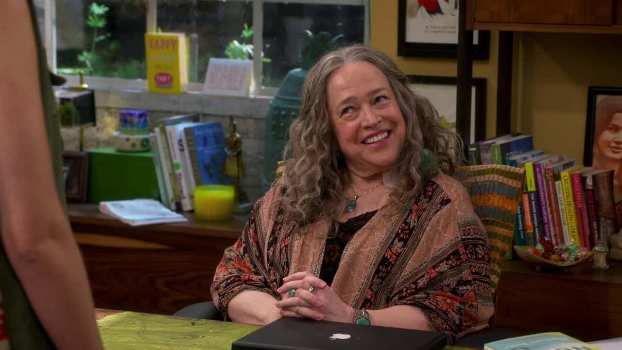 Disjointed 1. Sezon 1. Bölüm kapak