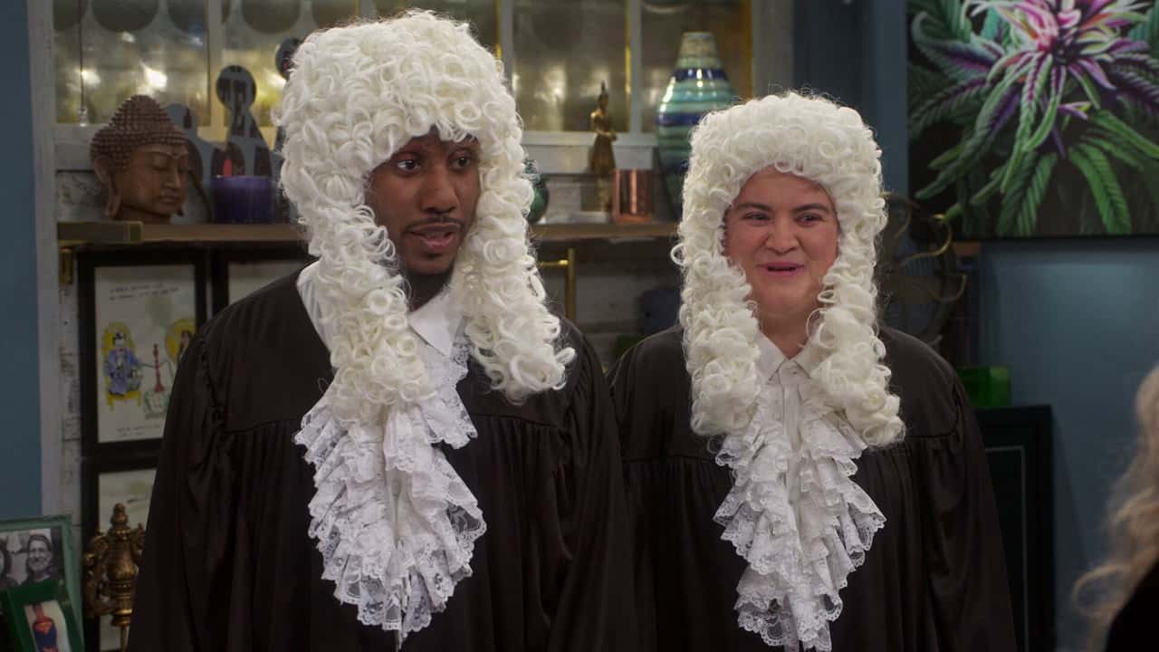 Disjointed 1. Sezon 13. Bölüm kapak