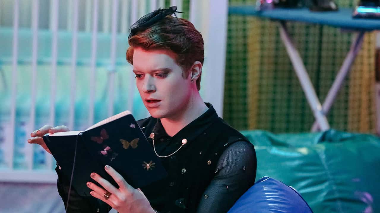 Heathers 1. Sezon 8. Bölüm kapak
