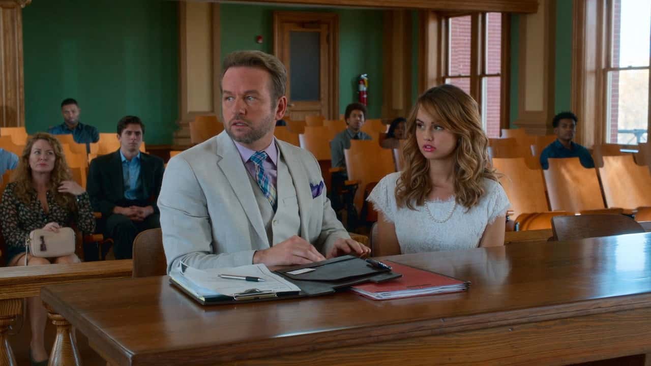 Insatiable 1. Sezon 1. Bölüm kapak
