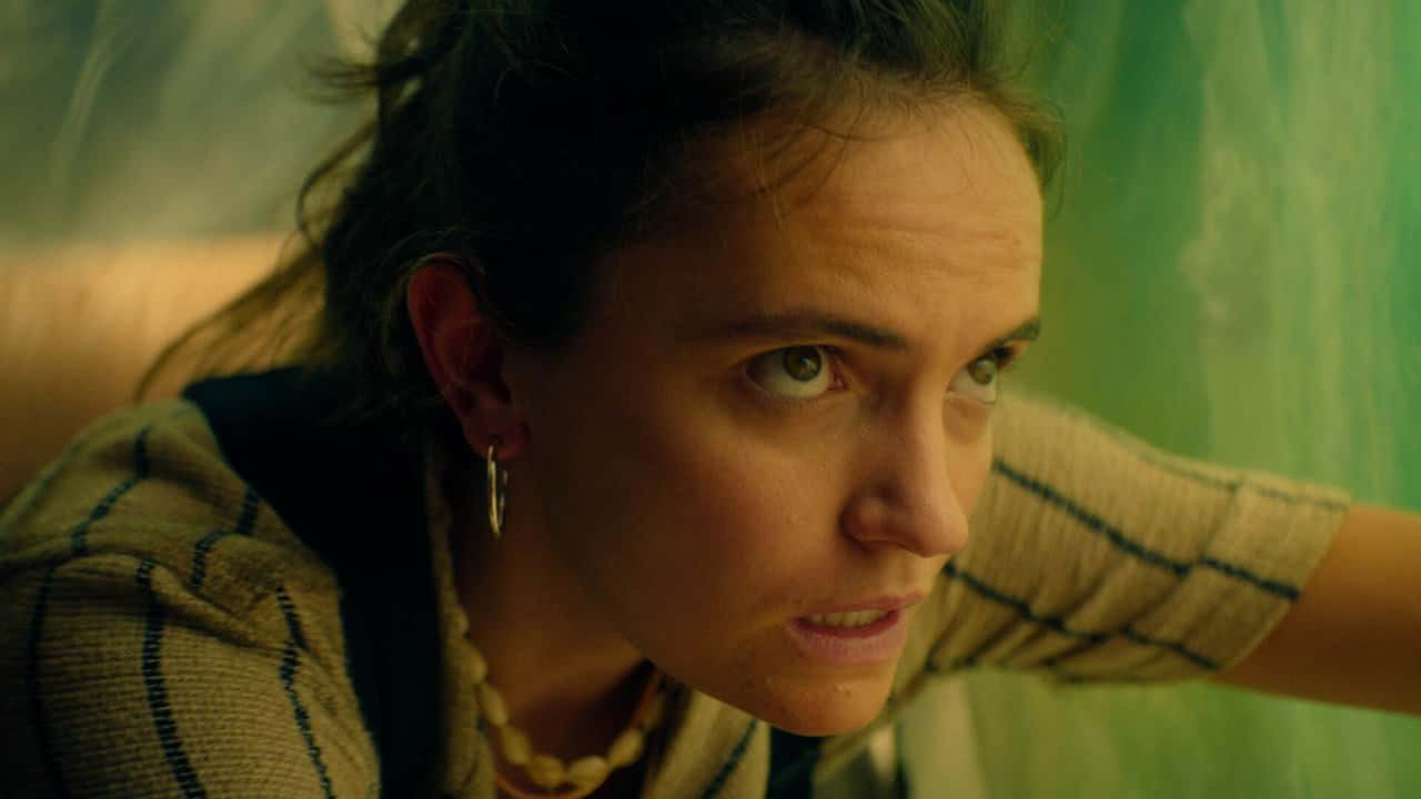 No Escape 1. Sezon 3. Bölüm kapak