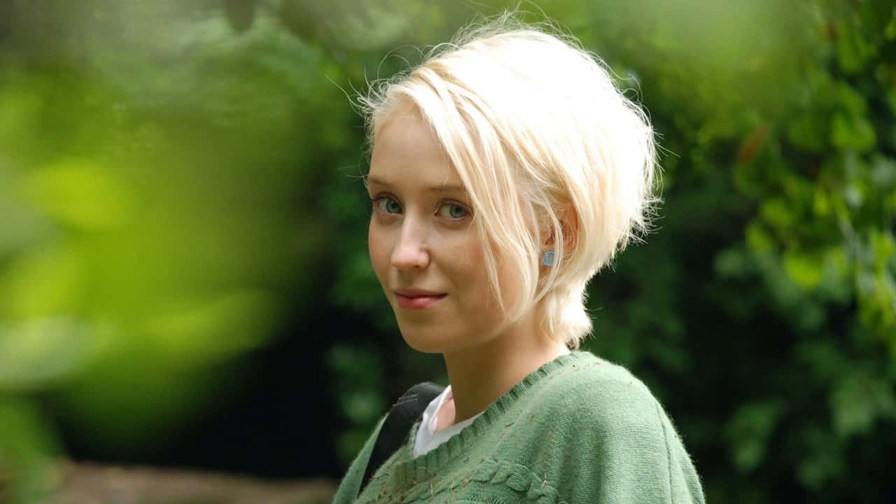 Skins 3. Sezon 6. Bölüm kapak