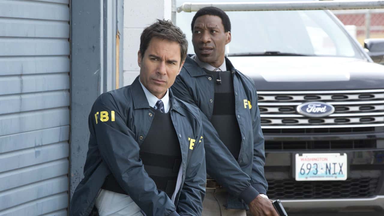 Travelers 1. Sezon 4. Bölüm kapak