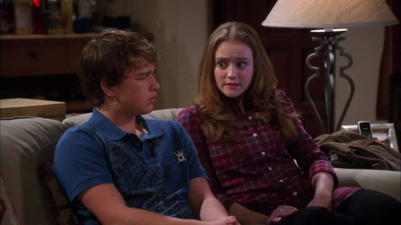 Two and a Half Men 8. Sezon 8. Bölüm kapak