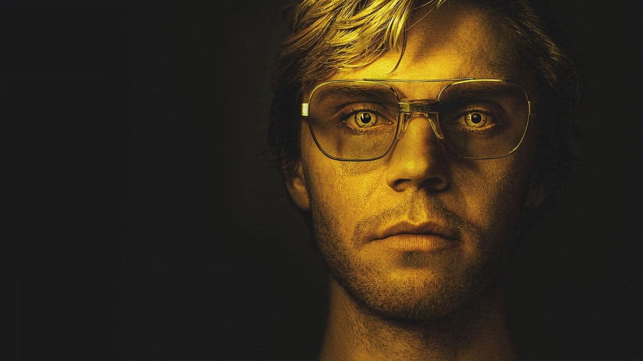 DAHMER - Canavar: Jeffrey Dahmer’ın Hikâyesi arka plan