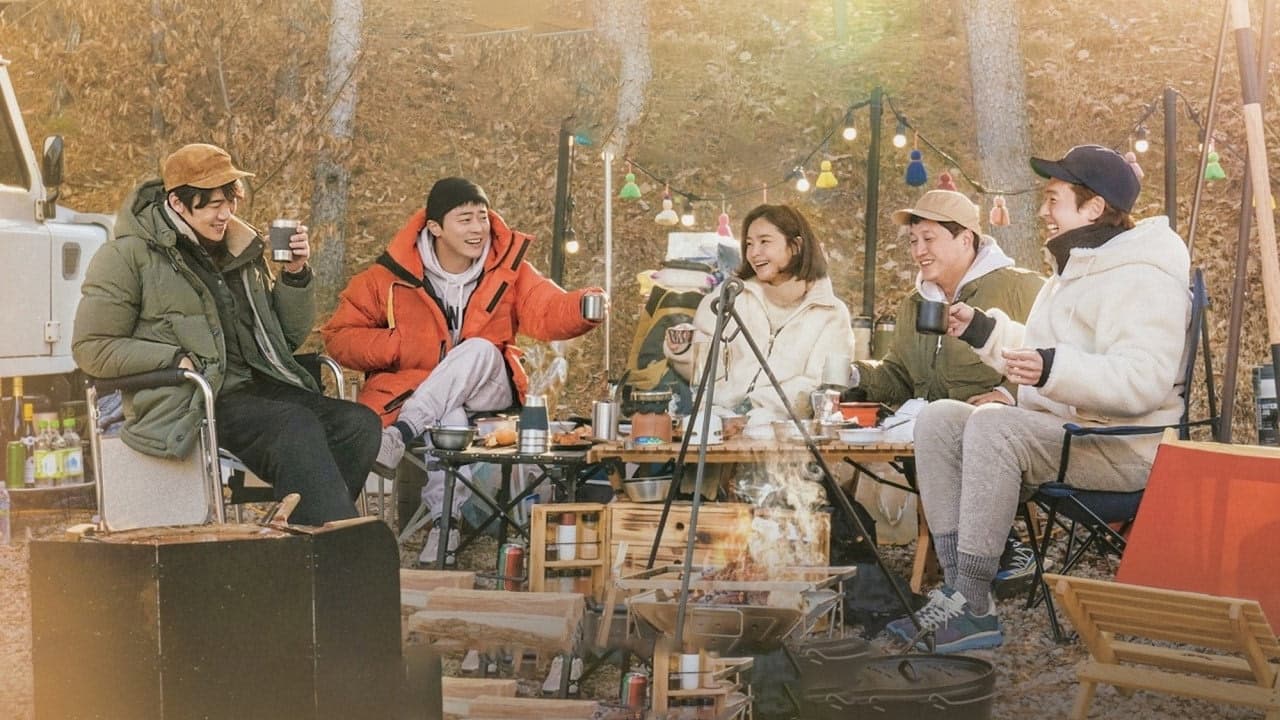 Hospital Playlist Goes Camping arka plan