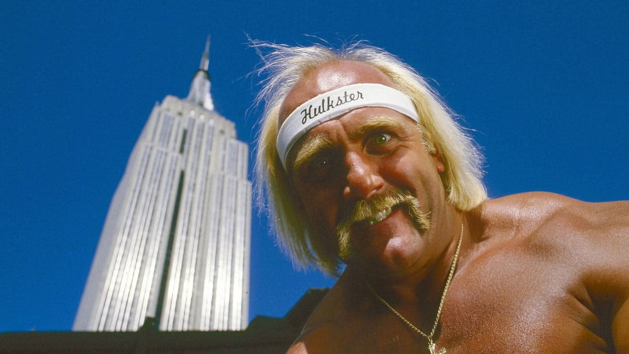 Hulk Hogan: Real American arka plan