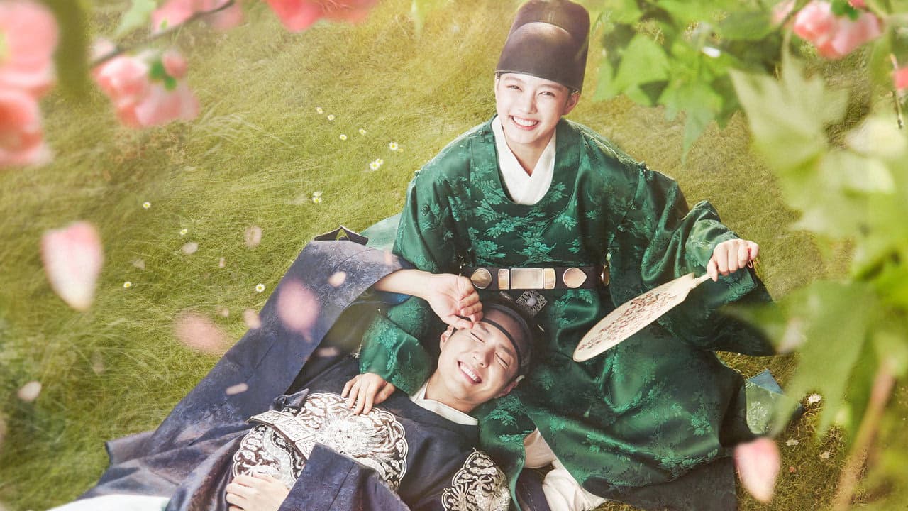 Love in the Moonlight arka plan