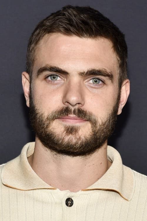 Alex Roe filmleri