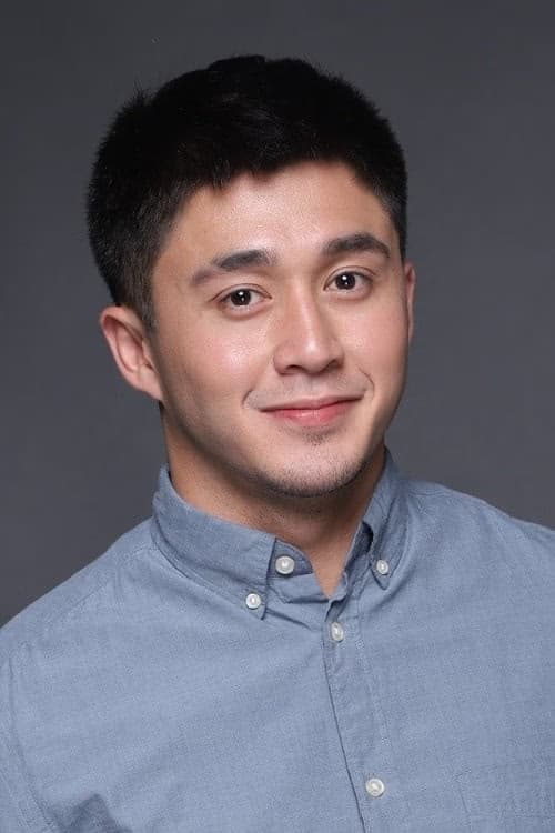 Arron Villaflor filmleri