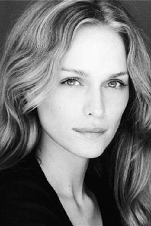 Cassandra Bell filmleri