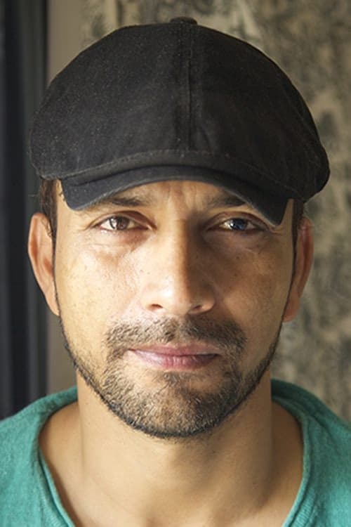 Deepak Dobriyal filmleri