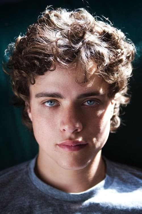 Douglas Smith filmleri