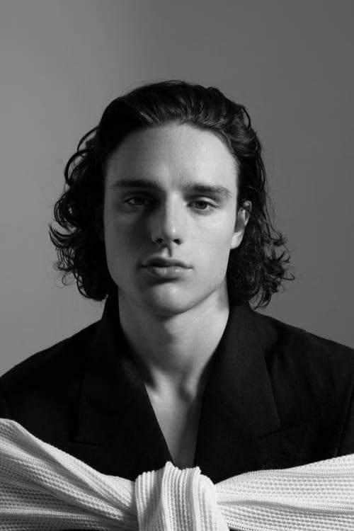 Harry Collett filmleri