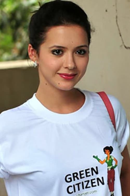 Isha Sharvani filmleri