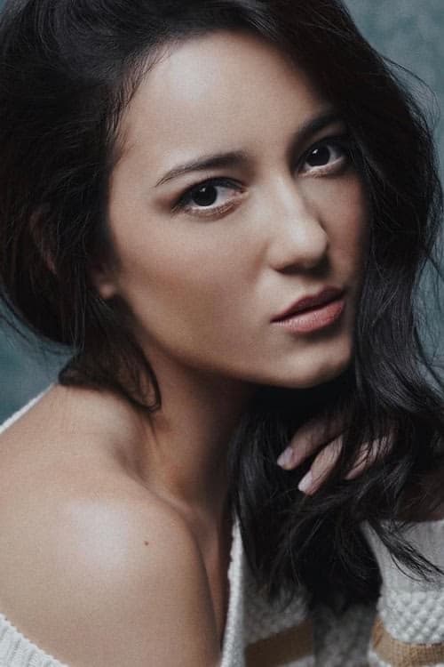 Julie Estelle filmleri
