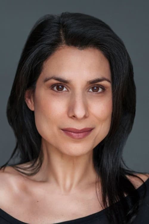 Laara Sadiq filmleri
