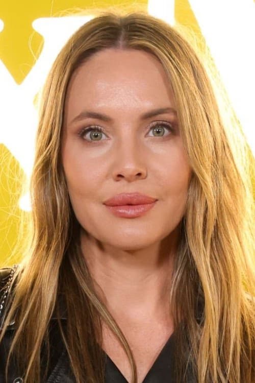 Leah Pipes filmleri