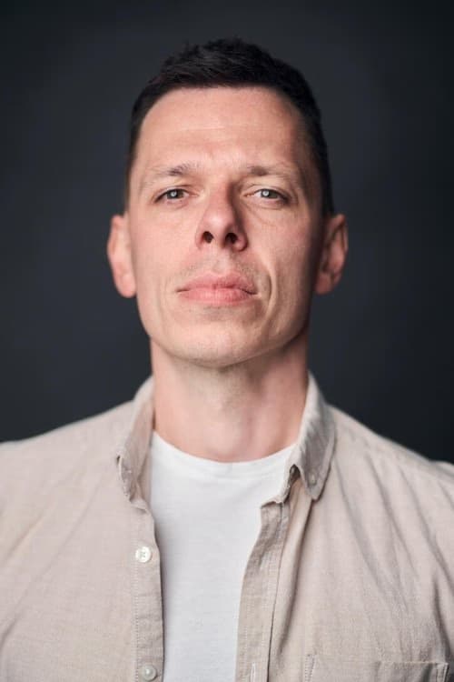 Lee Comley filmleri