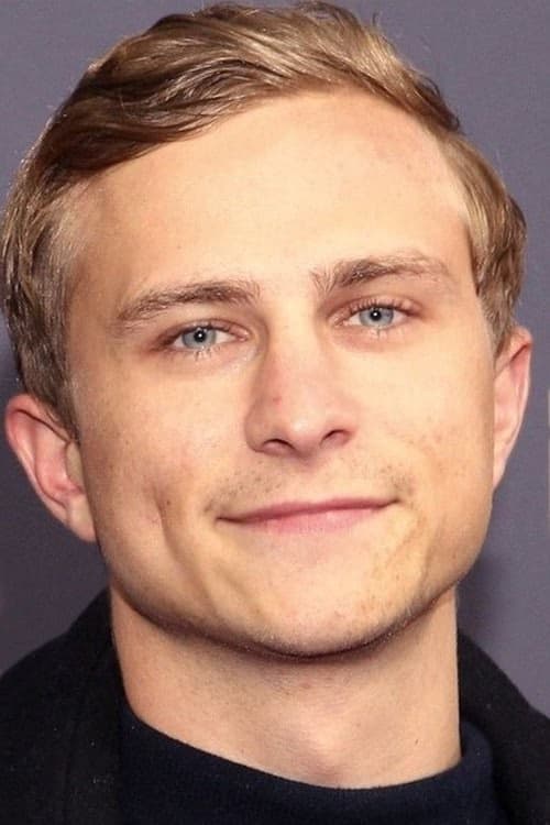 Max Hubacher filmleri