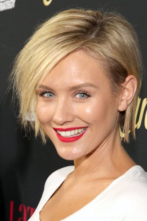 Nicky Whelan filmleri