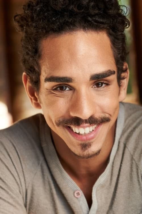 Ray Santiago filmleri