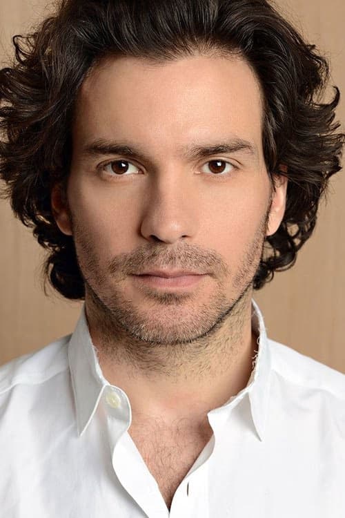 Santiago Cabrera filmleri