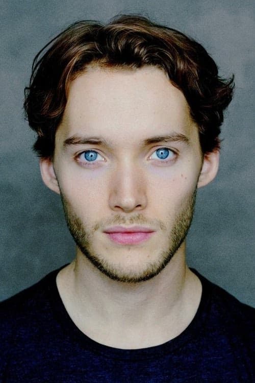 Toby Regbo filmleri