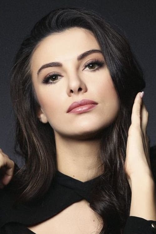 Tuvana Türkay filmleri