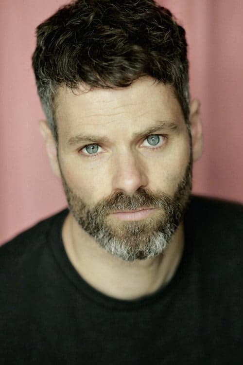 Matt Kennard filmleri