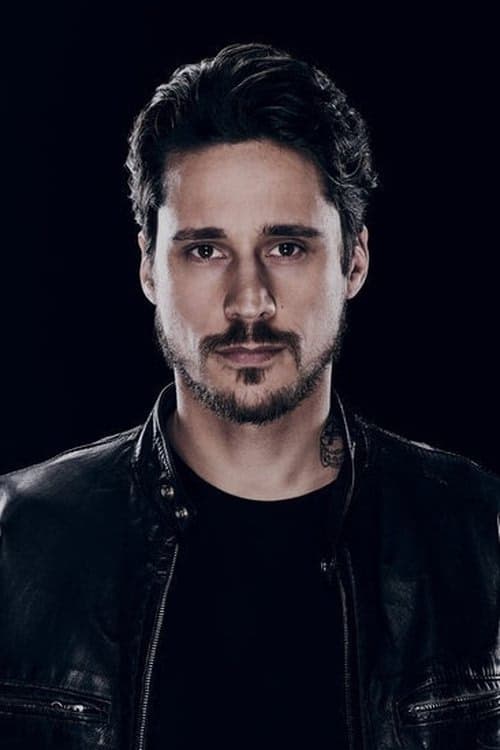 Peter Gadiot filmleri