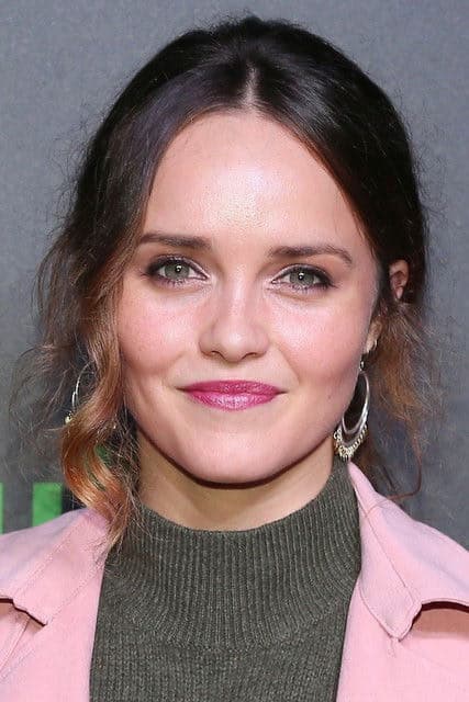 Rebecca Breeds filmleri