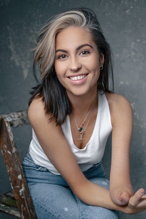 Rhiannon Clements filmleri
