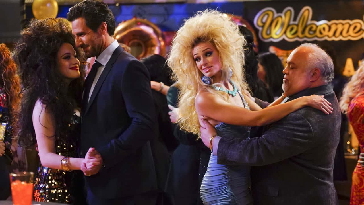 2 Broke Girls 5. Sezon 21. Bölüm kapak