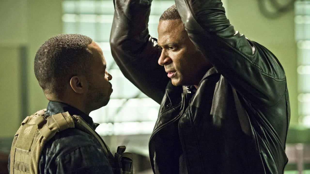 Arrow 4. Sezon 20. Bölüm kapak