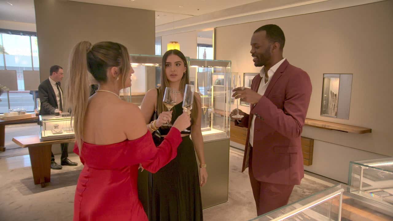 Buying Beverly Hills 2. Sezon 7. Bölüm kapak