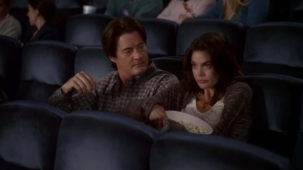 Desperate Housewives 2. Sezon 19. Bölüm kapak