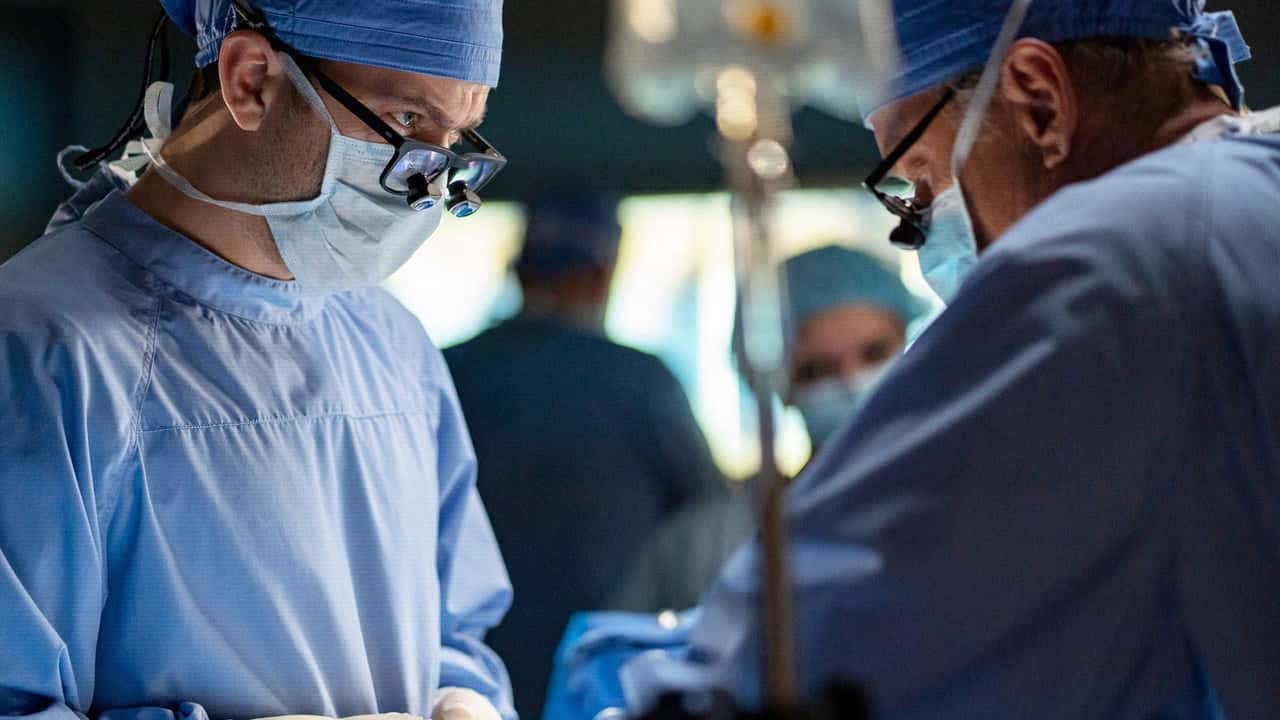 Dr. Death 1. Sezon 3. Bölüm kapak