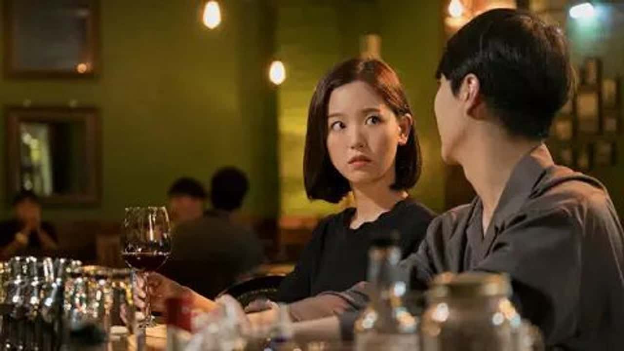 Familiar Wife 1. Sezon 9. Bölüm kapak