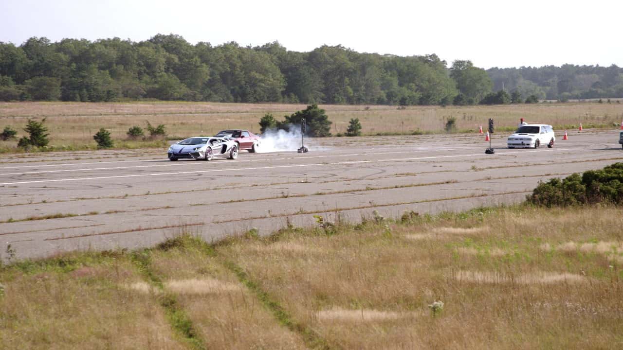 Fastest Car 1. Sezon 4. Bölüm kapak