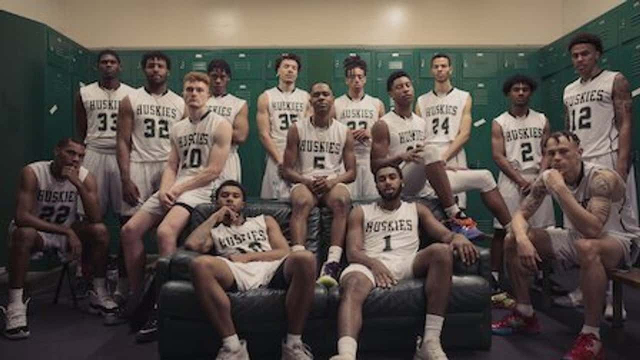 Last Chance U: Basketball 1. Sezon 1. Bölüm kapak