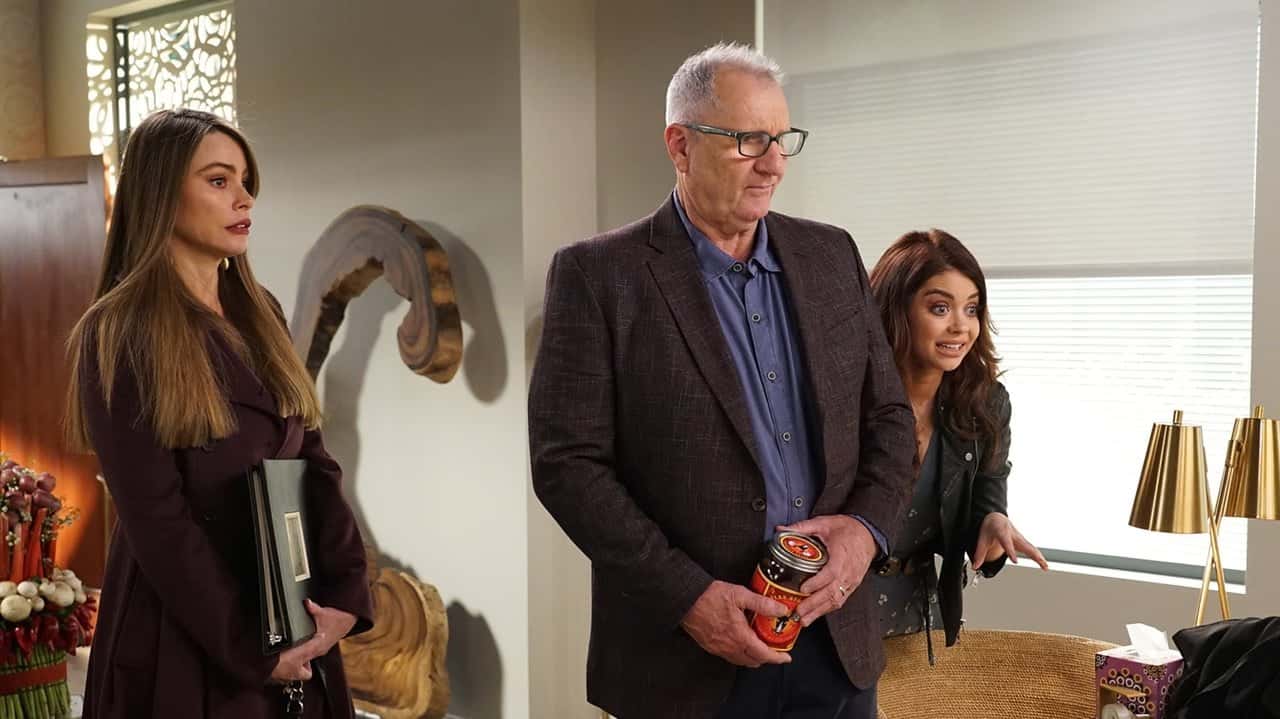 Modern Family 9. Sezon 19. Bölüm kapak