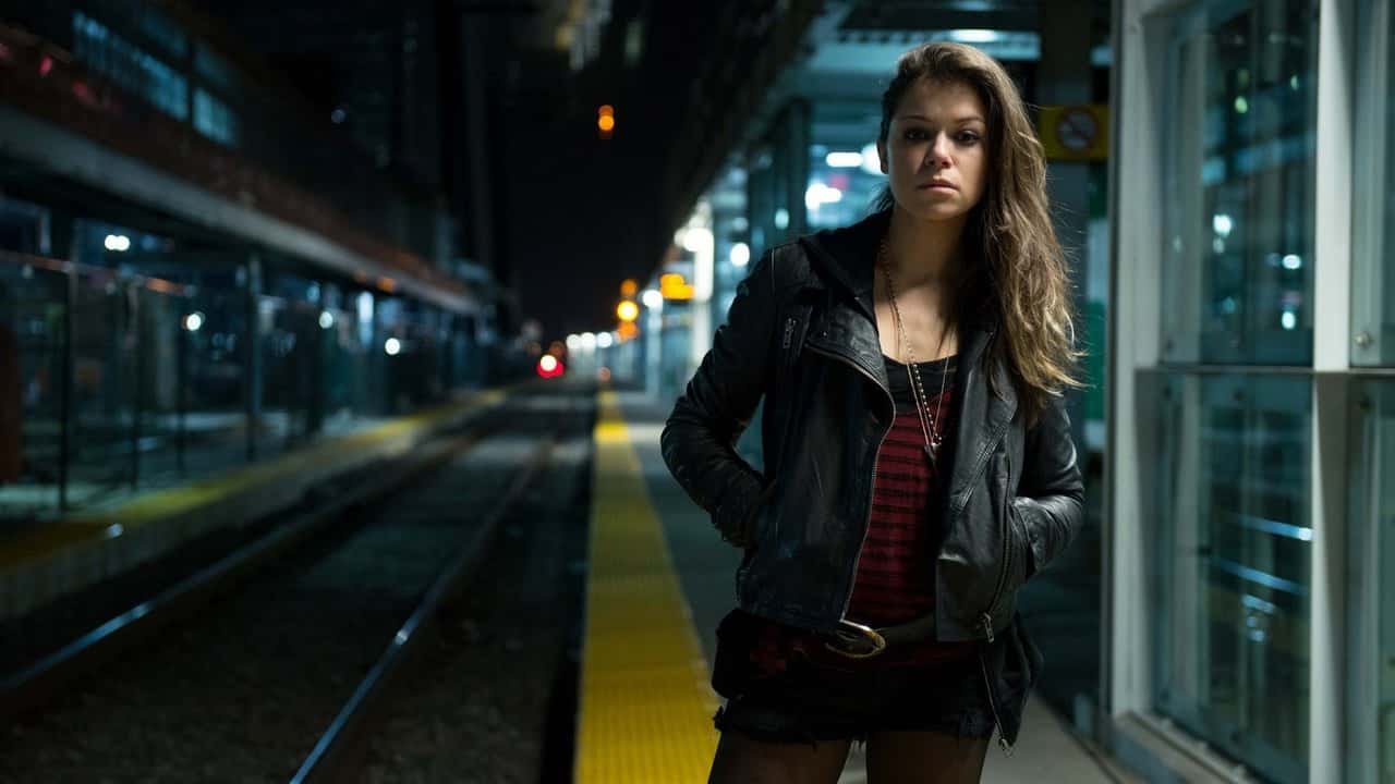 Orphan Black 1. Sezon 1. Bölüm kapak